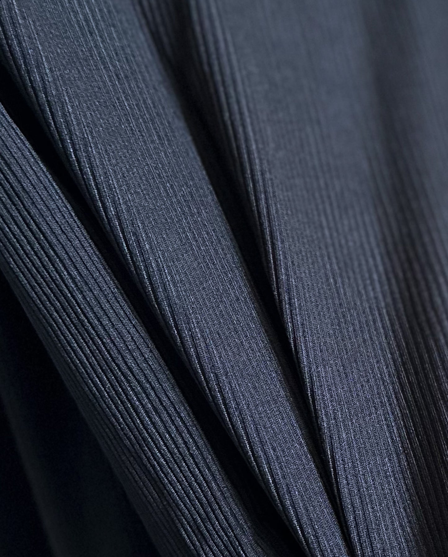Noir Top